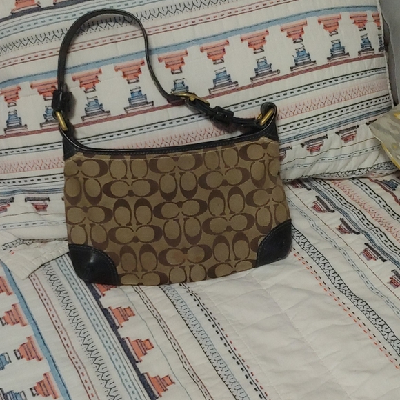 Coach Handbags - Coach Signature Purse (Brown)